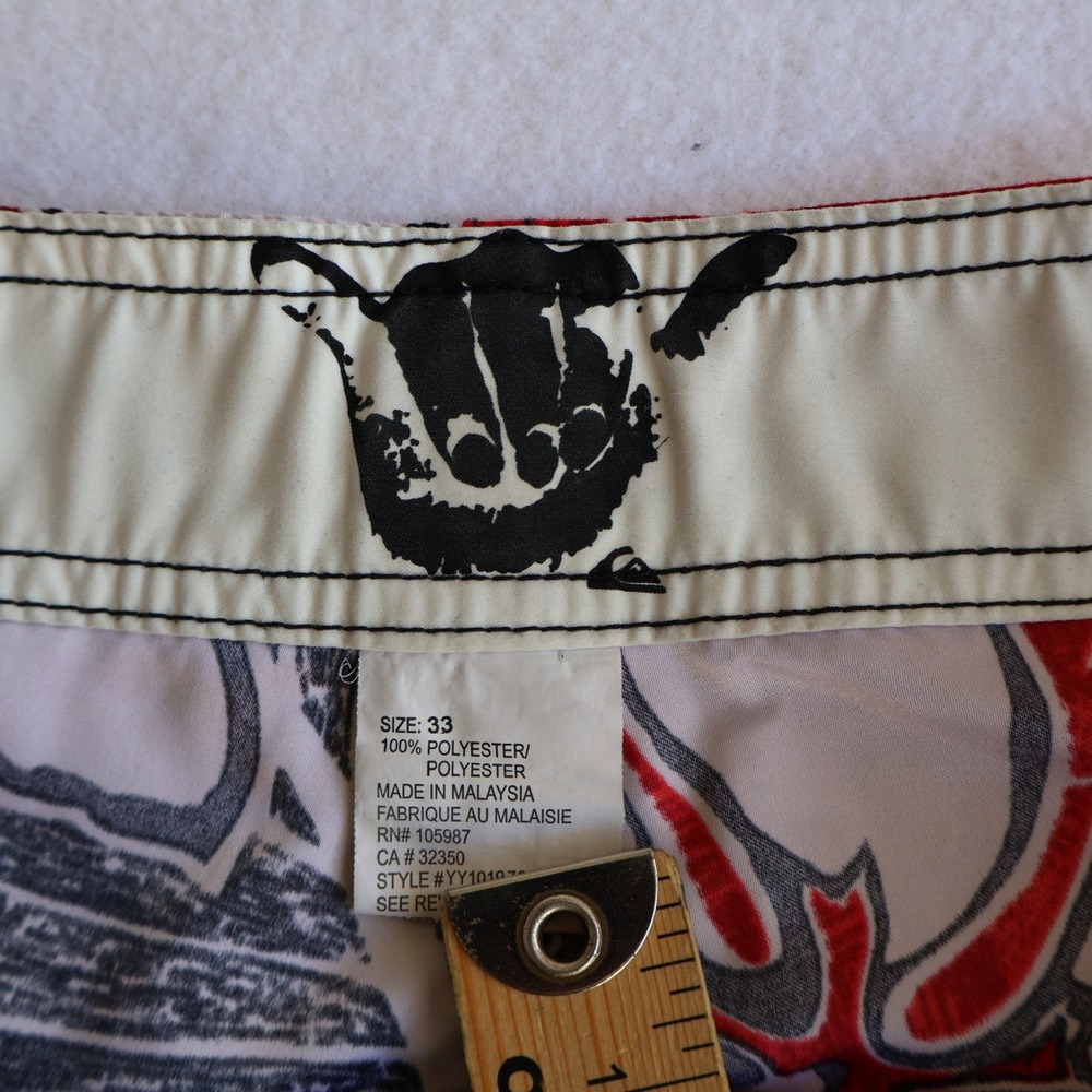 Vintage Quiksilver Mens Red Hibiscus Floral Board Shorts Swim Trunks Size 33 Y2K - Picture 3 of 10